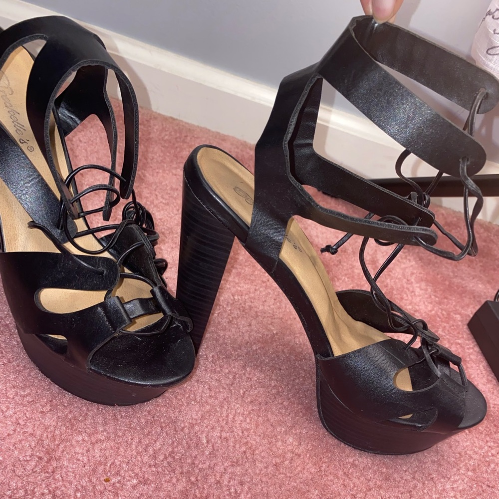 Platform Heels - Picture 2 of 7